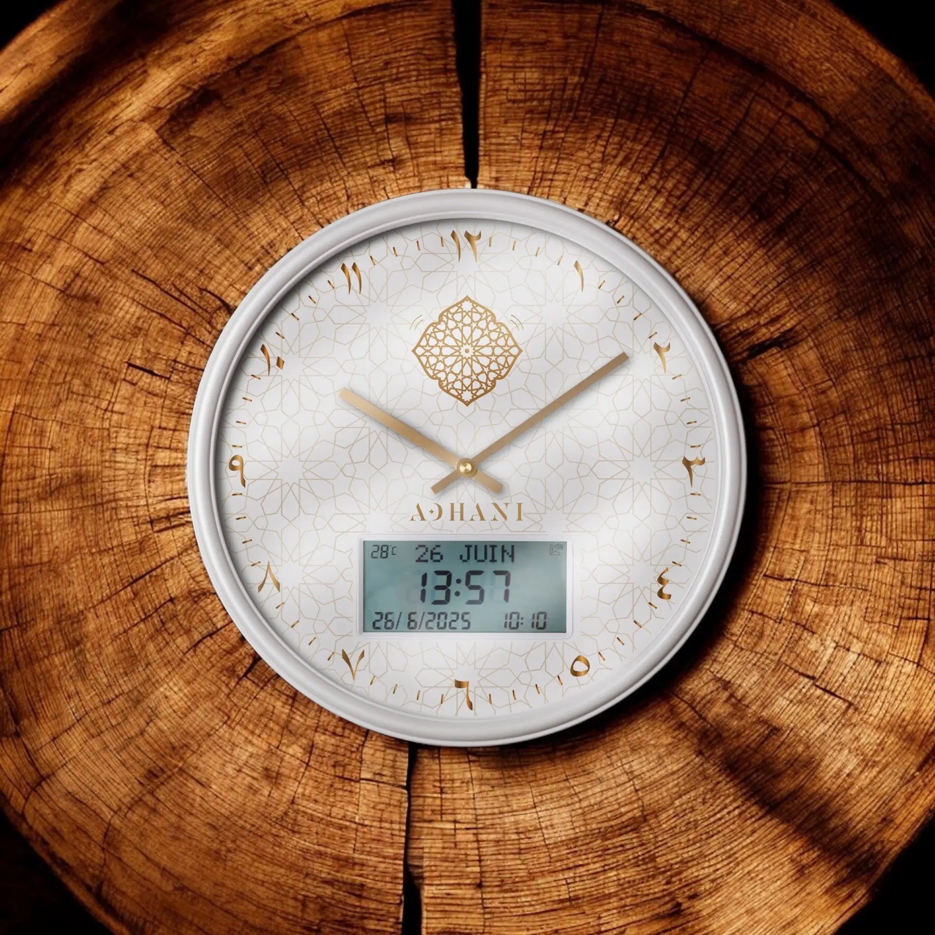 Horloge Adhan design et moderne chiffres arabes - Blanche ADHANI