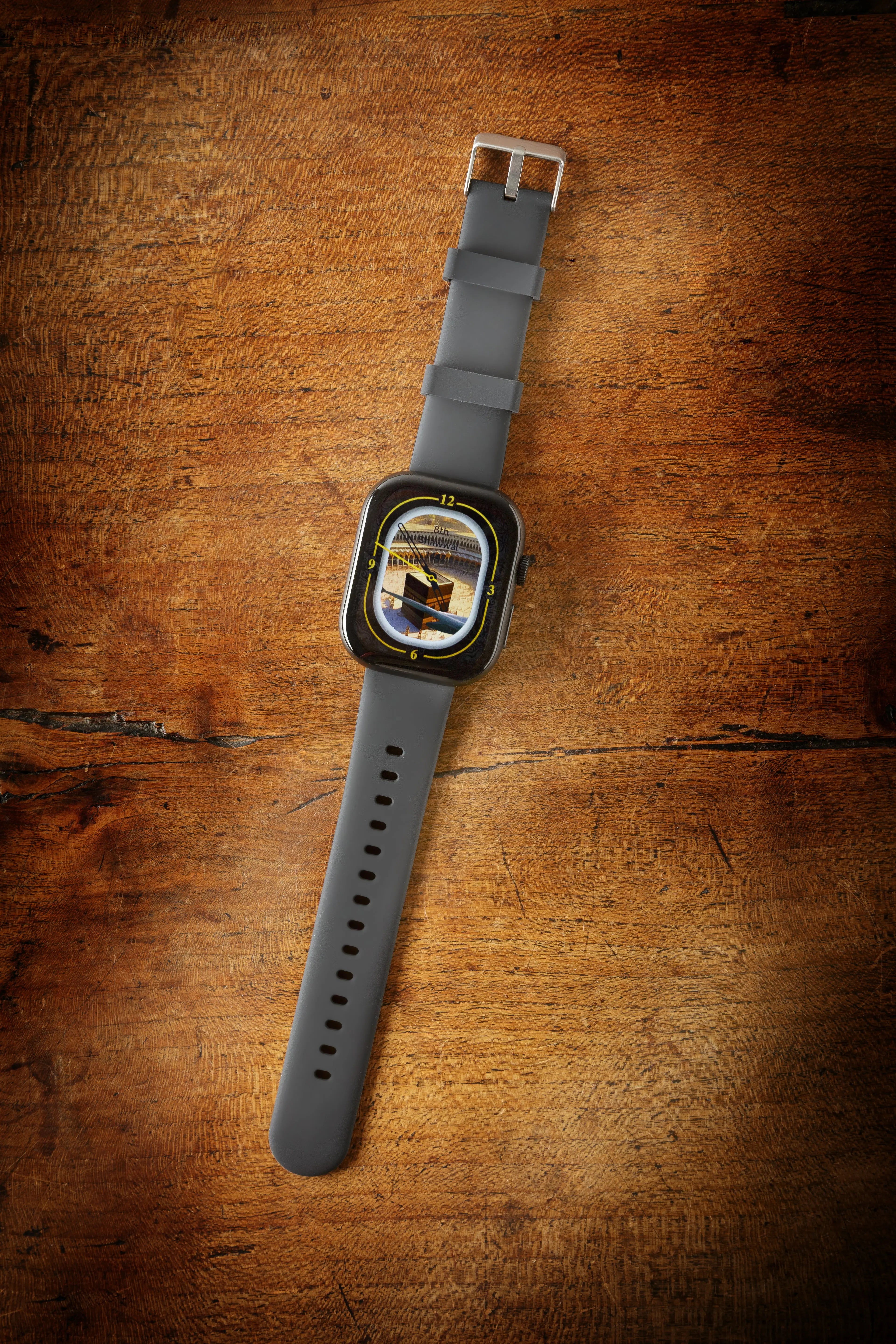 Adhani Watch – Smartwatch musulmane vue de face